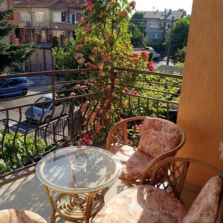 Laura Daire Primorsko